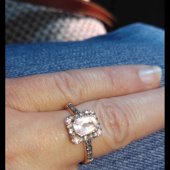 LeVian 14kt gold ring size 6 - Picture 2 of 4